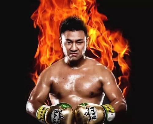 王洪祥热血战场，最新比赛展现铁血战士风采